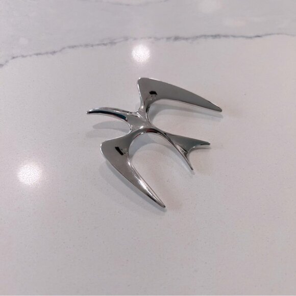 Vintage Sarah Coventry Abstract Silver Seagull Pin - Picture 3 of 7